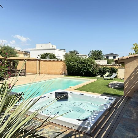 2 Hebergements - 10 Couchages - Parking, Piscine, Jacuzzi - Convivialite Roquebrune-sur Argens Exteriér fotografie