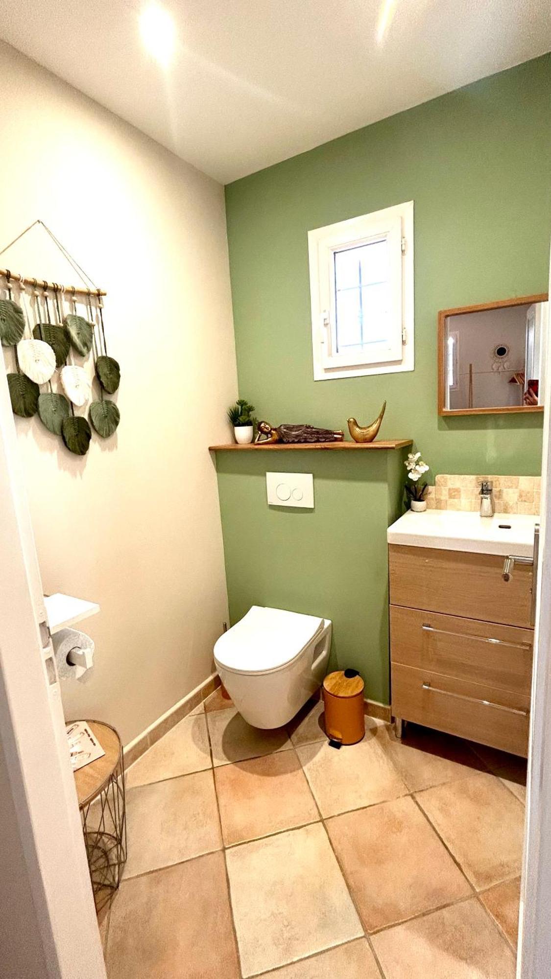 2 Hebergements - 10 Couchages - Parking, Piscine, Jacuzzi - Convivialite Roquebrune-sur Argens Pokoj fotografie